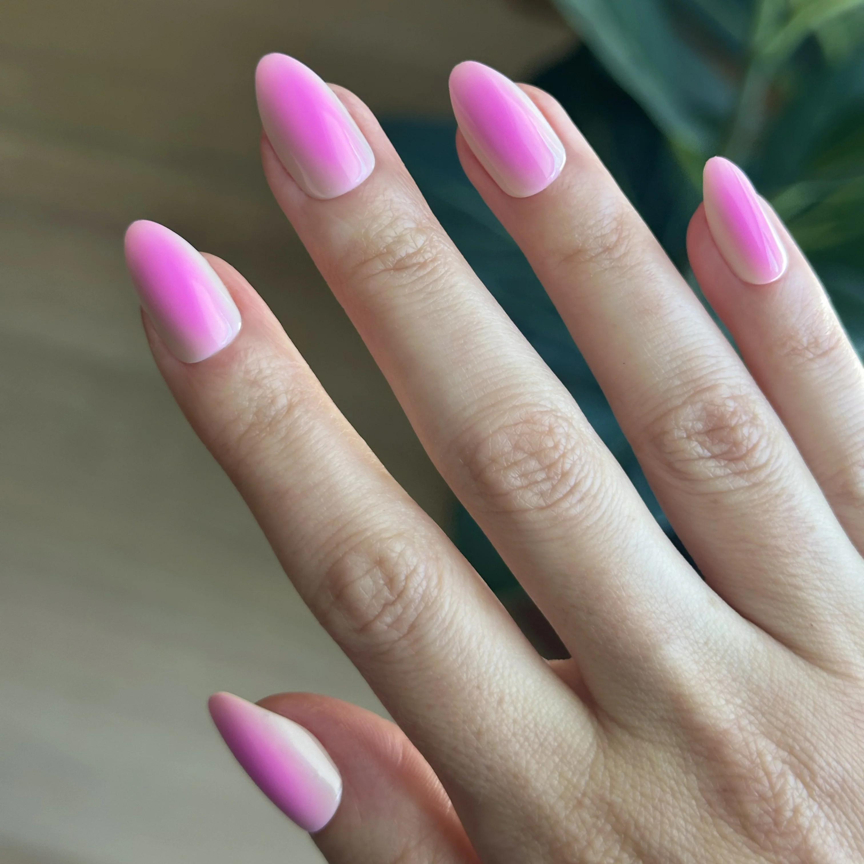 Blush Aura - Press-On | Medium | Almond - Image 4