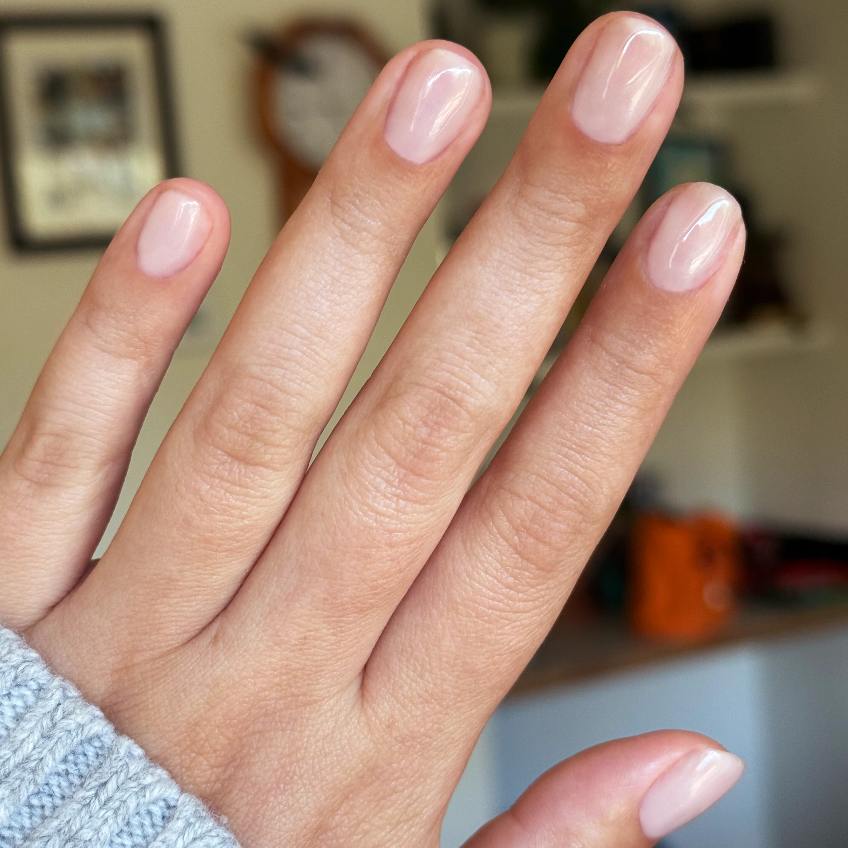 Builder Gel Essential Mani System - Image 4