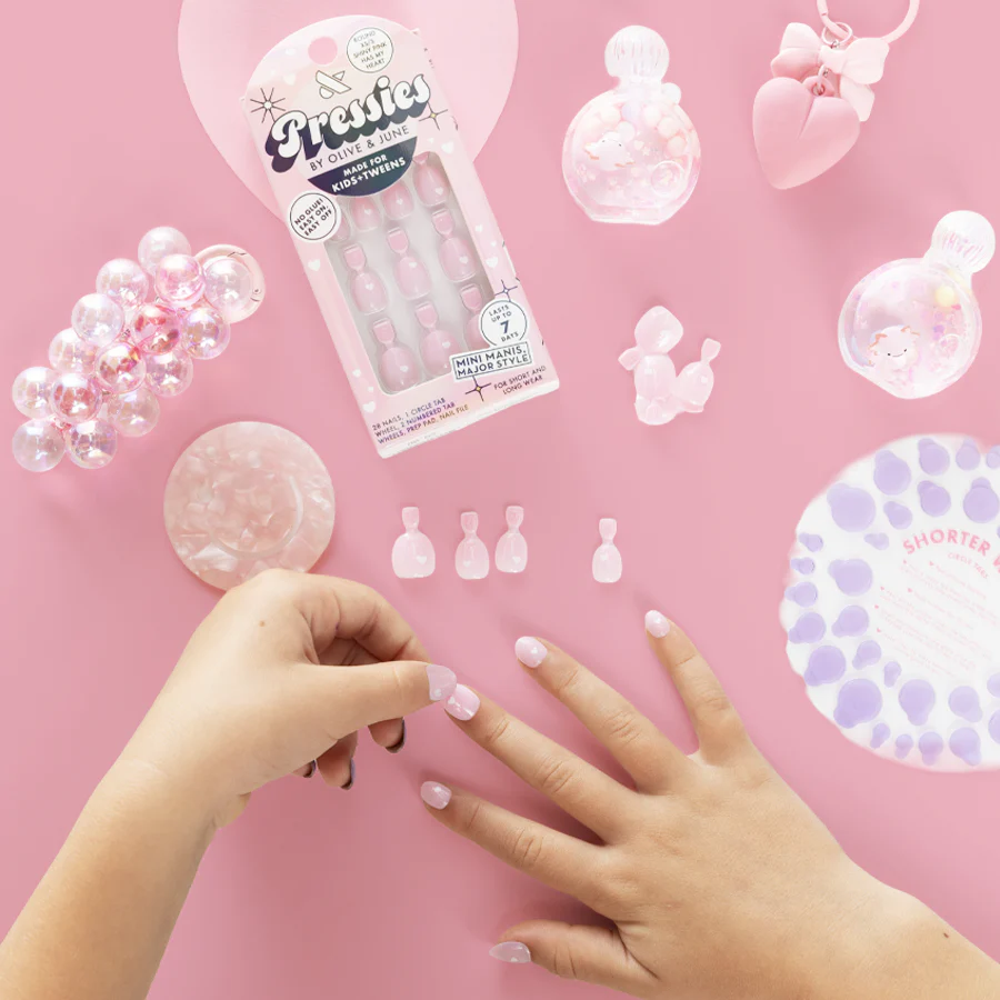 Shiny Pink Has My Heart - Pressies | Extra Short Short | Round - Image 5