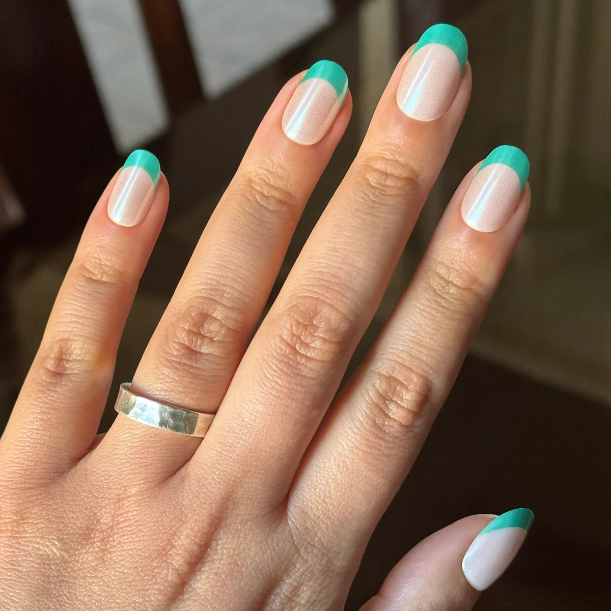 Turquoise Chrome | Short | Round - Tab Press-On - Image 3